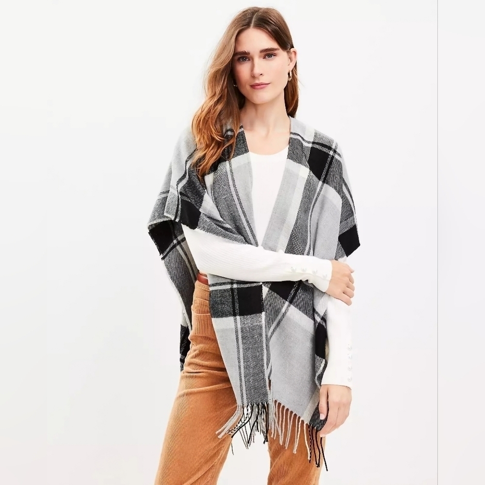 NWT | Ann Taylor LOFT | Plaid Wrap | Size: M/L | Color: Elegant Grey
